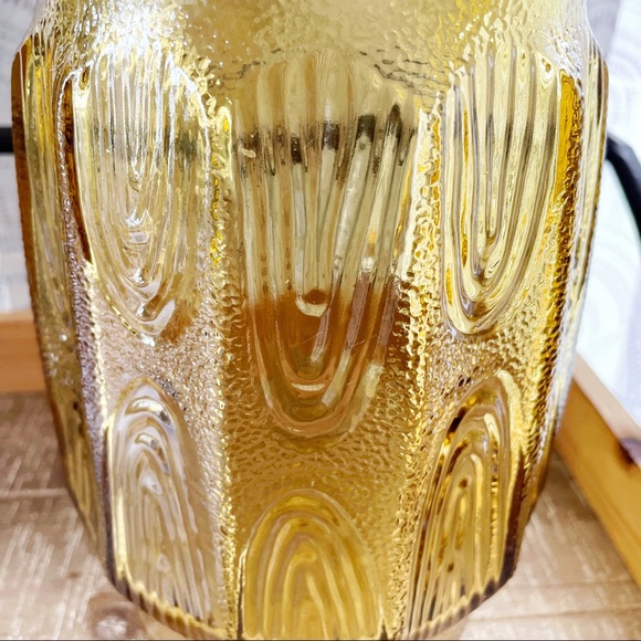 Vintage Achor Hocking Amber Glass Pitcher - Picture 3 of 4